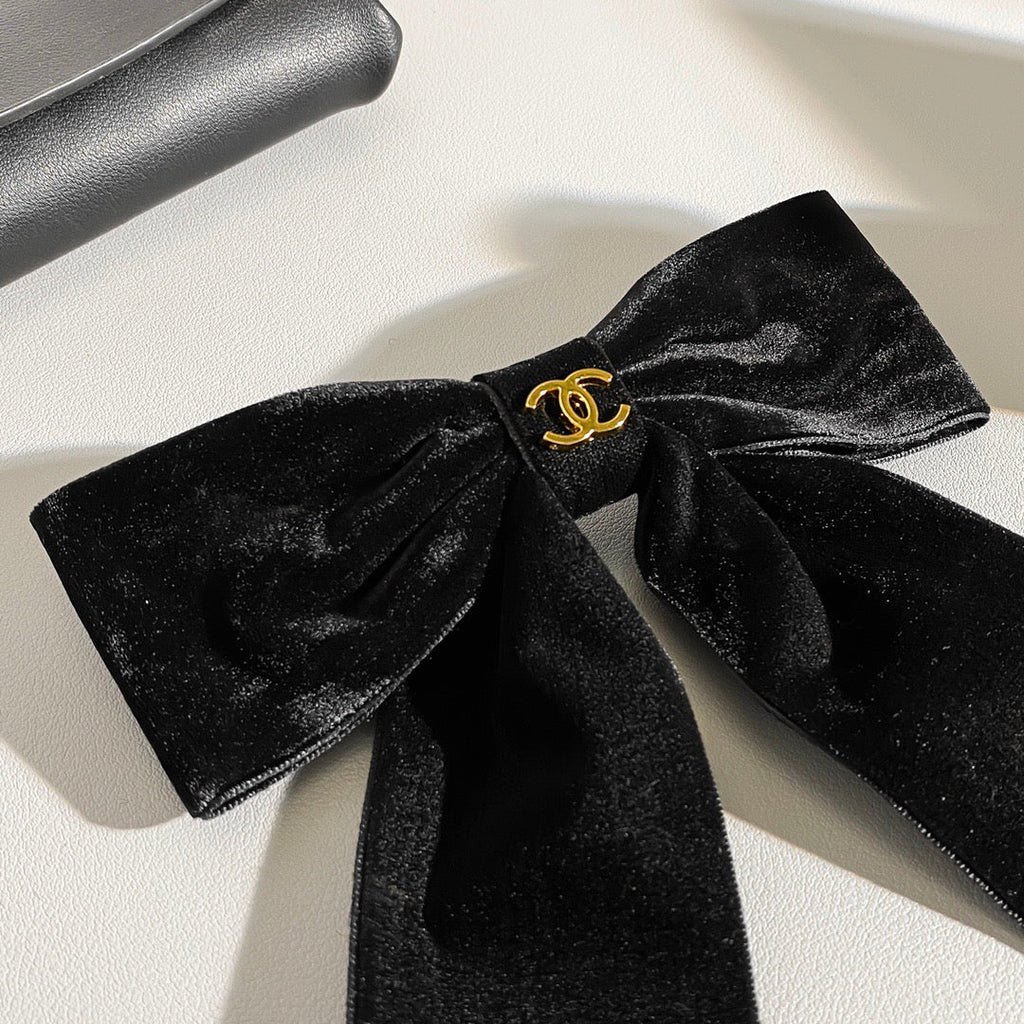 Chanel Bowknot Hair Clip