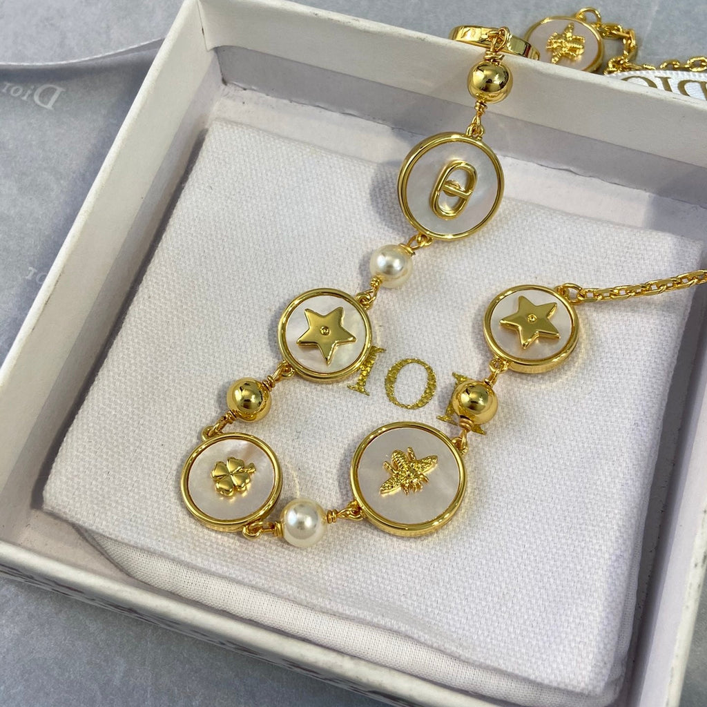 Dior Petite Circle Necklace