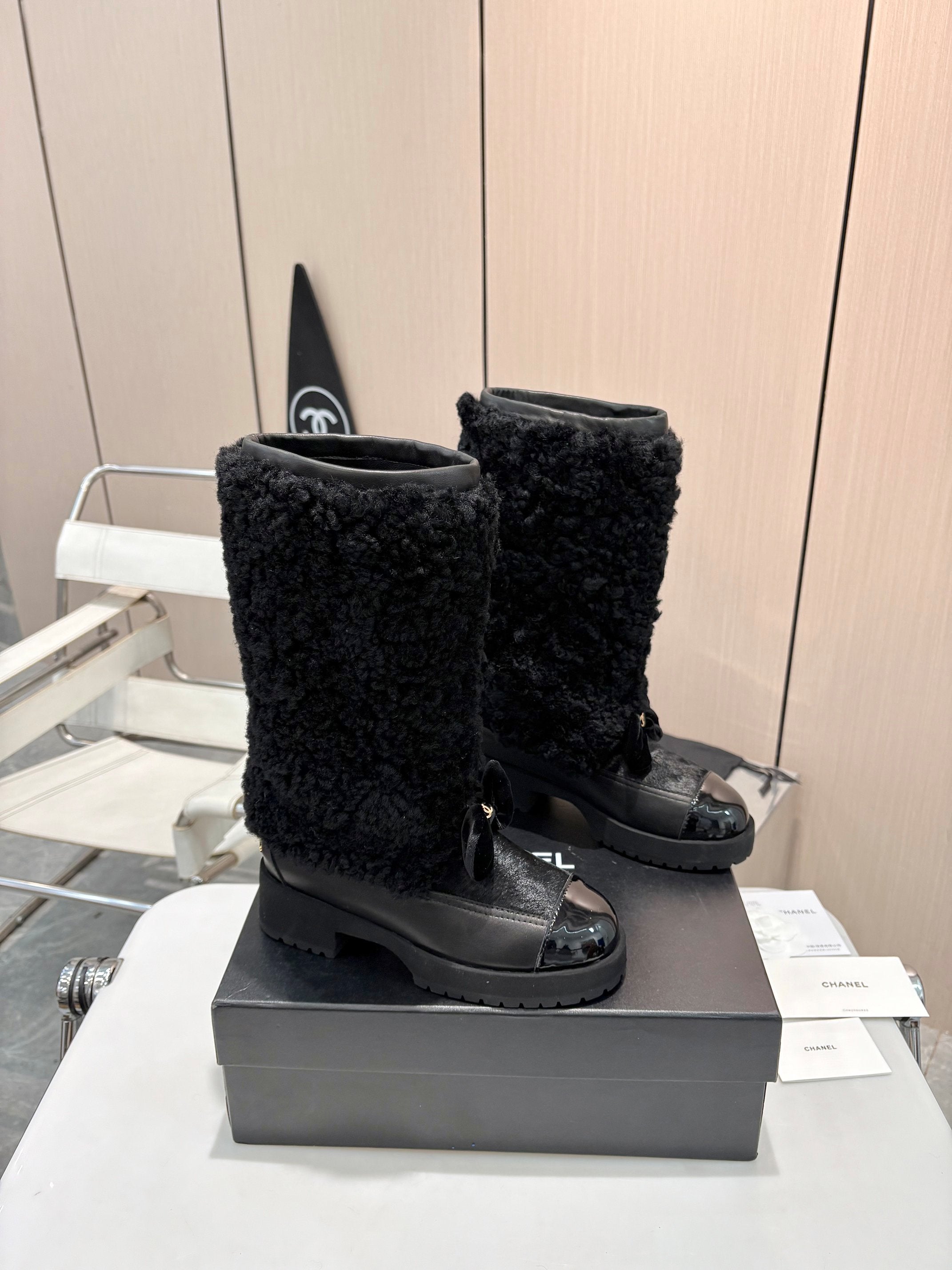 Chanel 25 Snow Boot